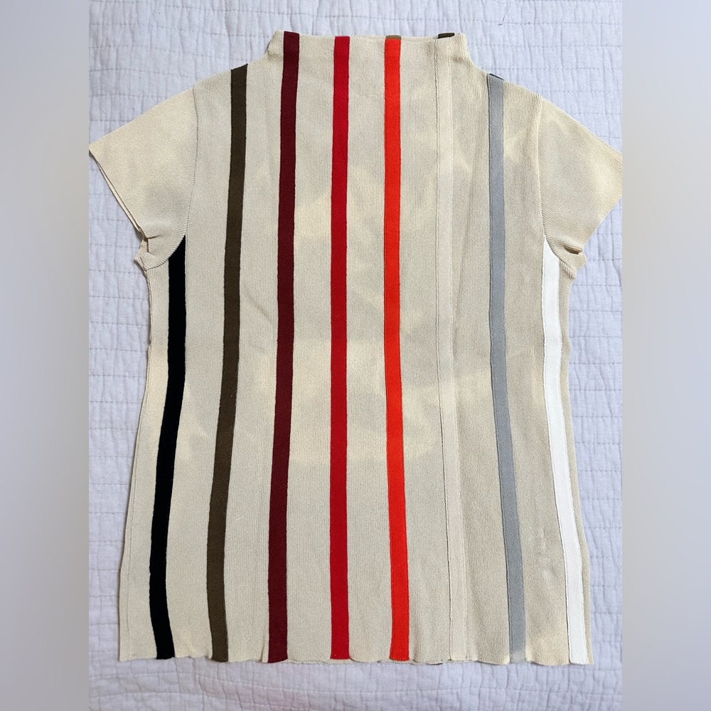 Burberry women’s cap sleeve sweater- XS